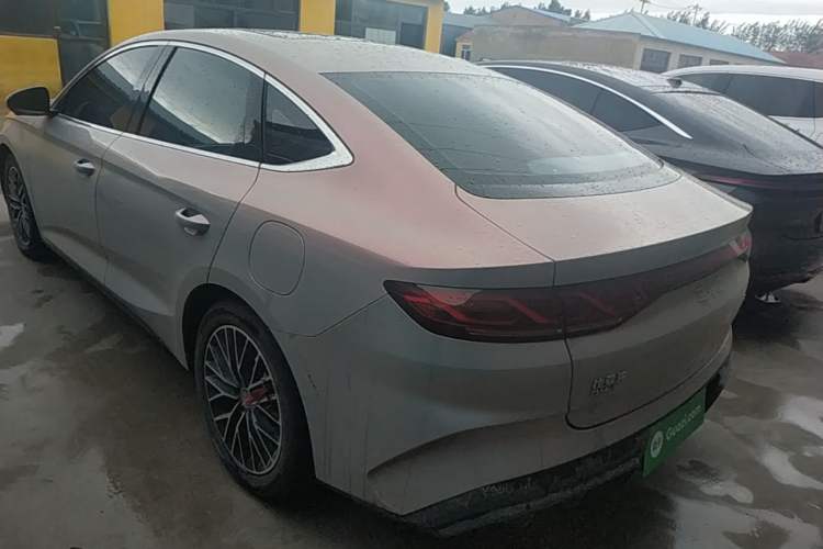 BYD Qin L 2024 — фото 4