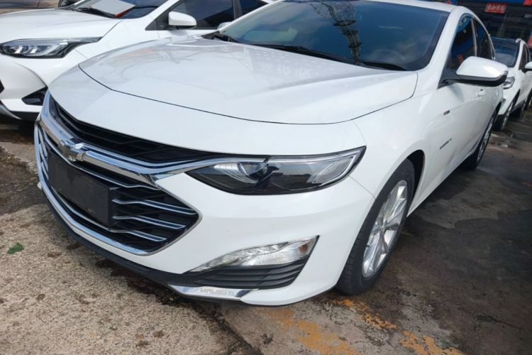 Chevrolet Malibu XL 2022 — фото 1
