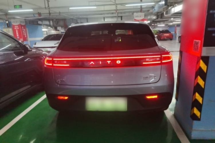 AITO M5 2022 — 5