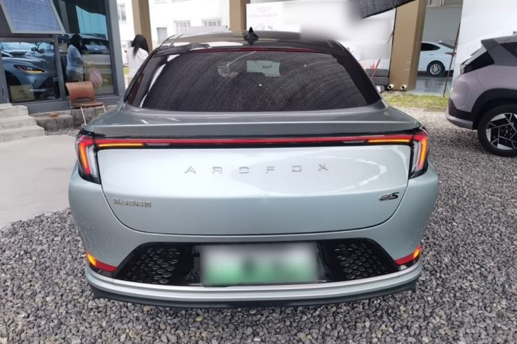 Arcfox Alpha S 2021 — 5