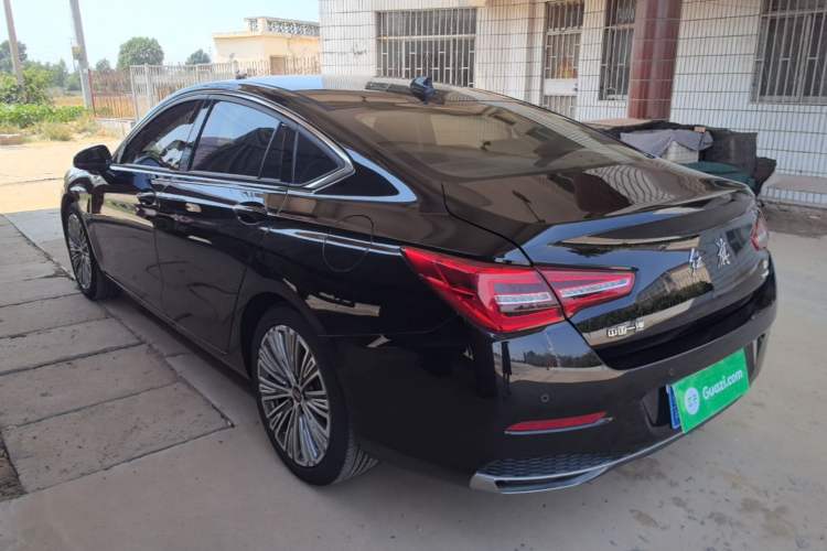 Hongqi H5 2022 — 4