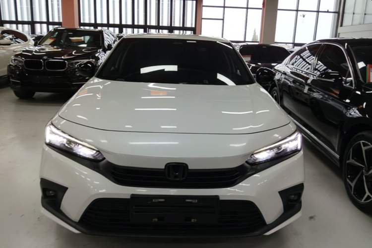Honda Civic 2023 — 2