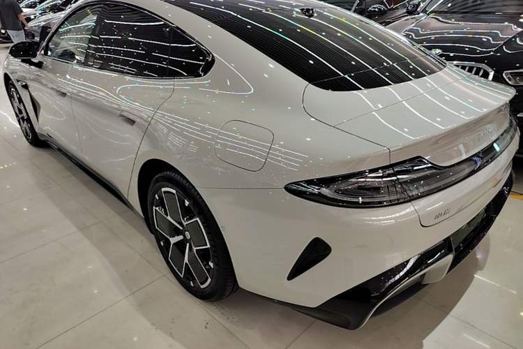 Xiaomi SU7 2024 — 4