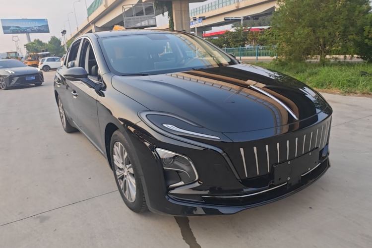 Hongqi E-QM5 2024 — фото 3