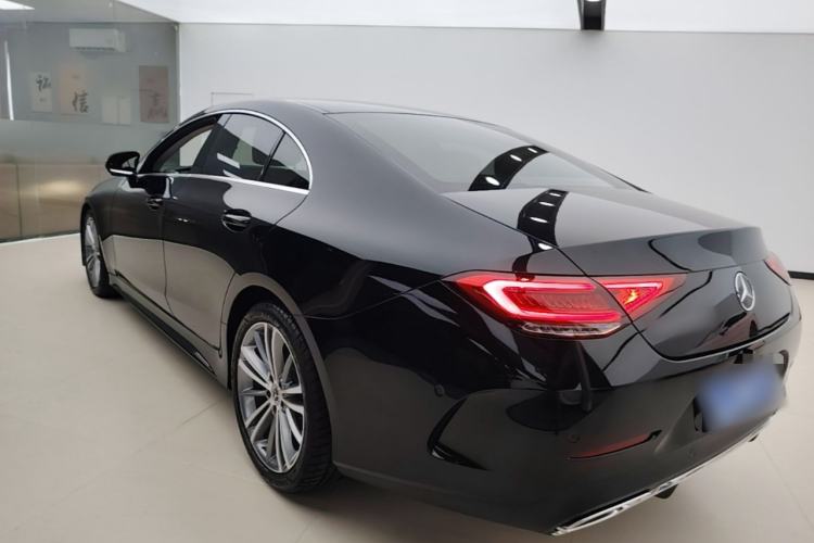 Mercedes-Benz CLS 300 2022 — 4