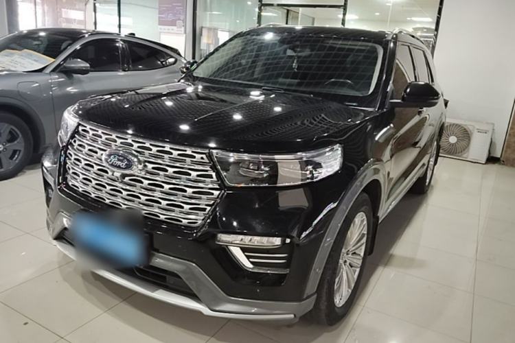 Ford Explorer 2020 — фото 1