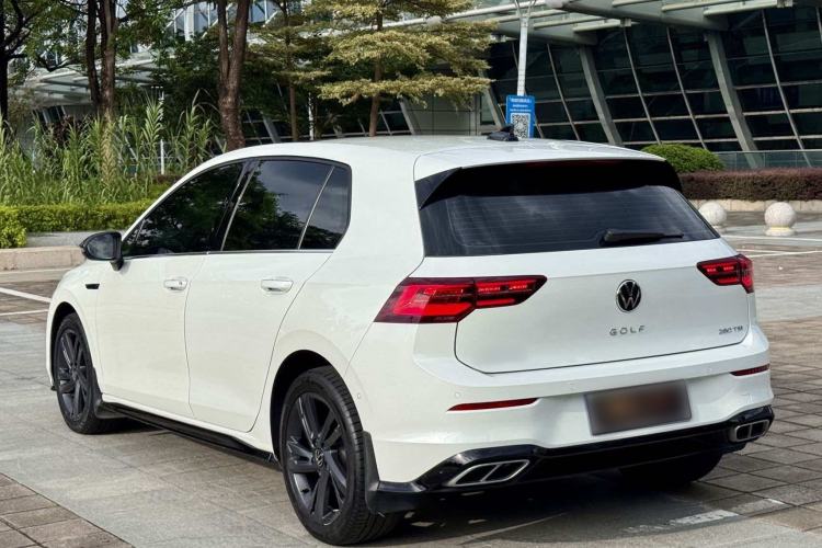 Volkswagen Golf 2021 — фото 4
