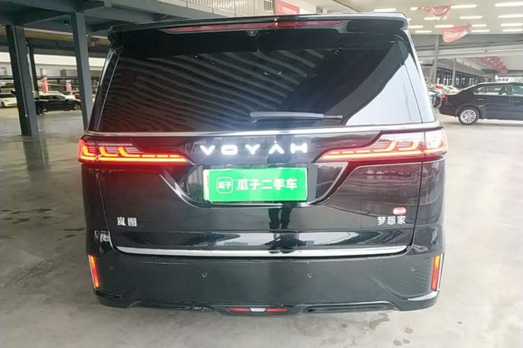 Voyah Dream 2026 — 5