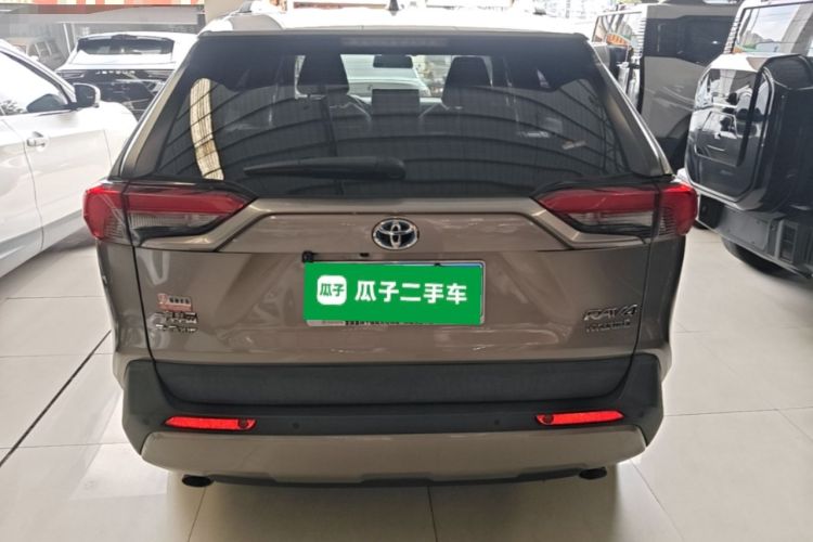 Toyota RAV4 2020 — 5