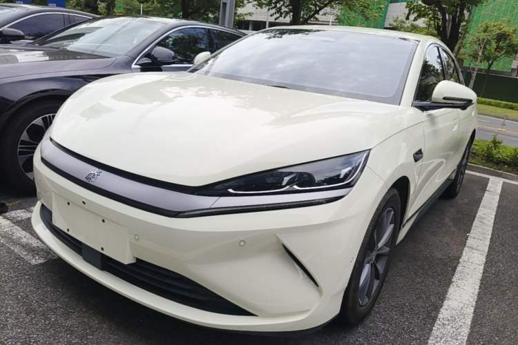 BYD Qin L 2025 — фото 1