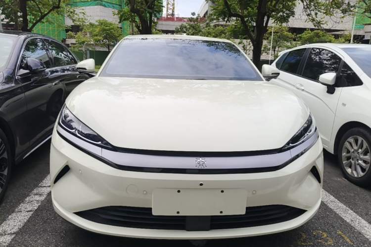 BYD Qin L 2025 — фото 2