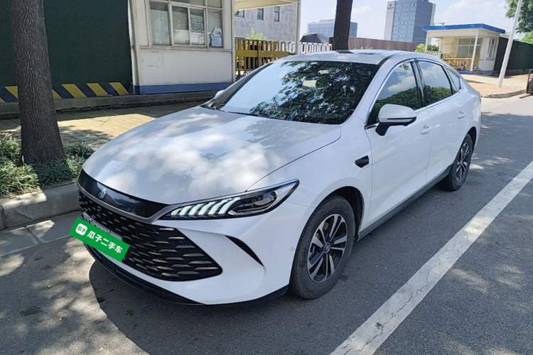 BYD Qin PLUS 2025 — фото 1