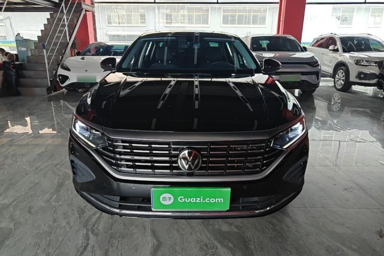 Volkswagen Passat 2025 — 2