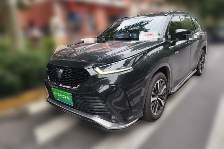 Toyota Highlander 2021 — фото 1