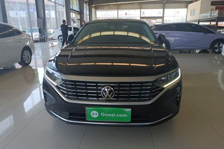 Volkswagen Passat 2024 — 2