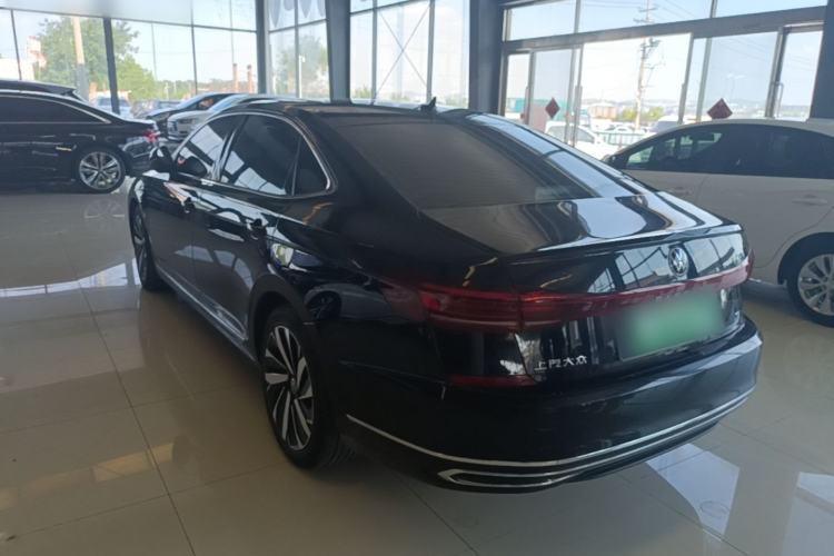 Volkswagen Passat 2024 — 4
