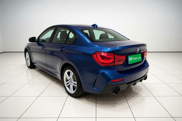 BMW 120i 2021 — 4
