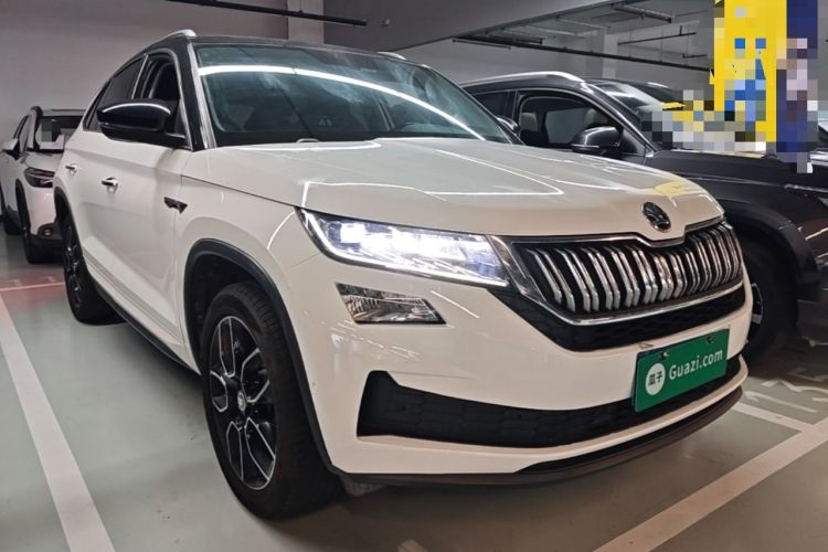 Skoda kodiaq gt 2021 — фото 3
