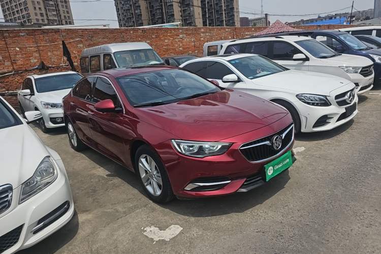 Buick Regal 2019 — 3
