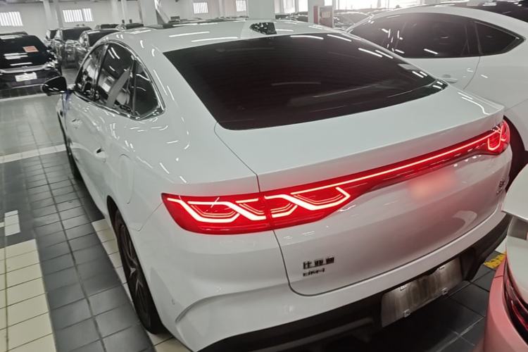 BYD Qin L 2025 — фото 4