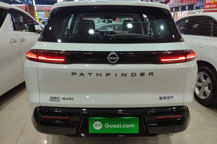 Nissan Pathfinder 2024 — 5
