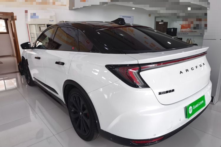 Arcfox Alpha S 2022 — 4