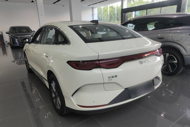 BYD Qin L 2025 — фото 4
