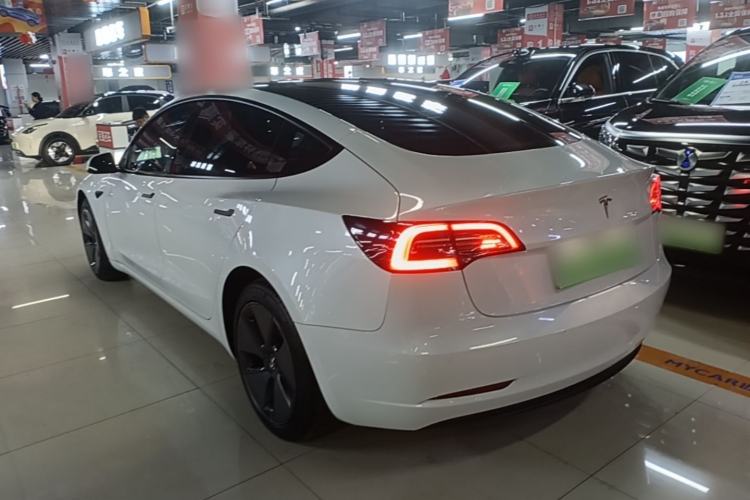 Tesla Model 3 2022 — 4