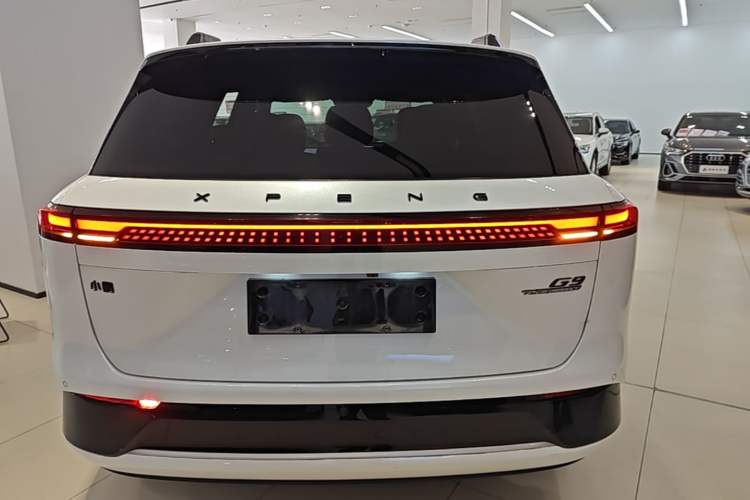 XPeng G9 2022 — 5