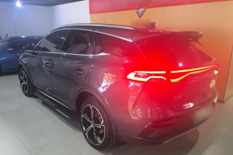 BYD Tang 2021 — 4