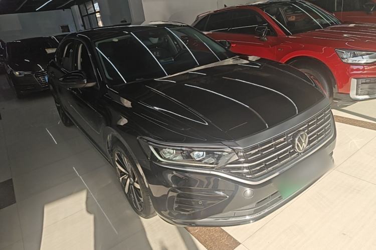 Volkswagen Passat 2023 — 3