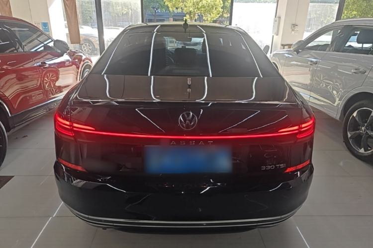 Volkswagen Passat 2023 — 5