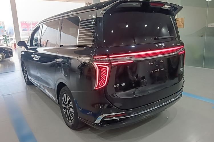 Hongqi HQ9 PHEV 2024 — фото 4