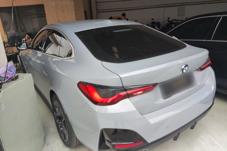 BMW 425i 2024 — 4