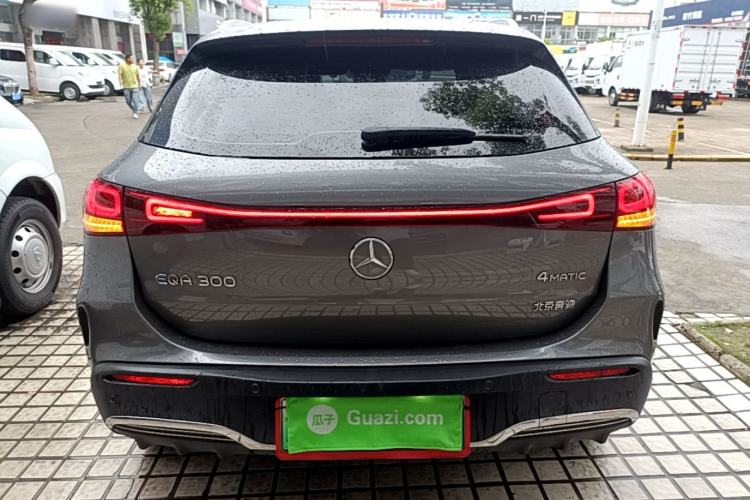 Mercedes-Benz EQA 300 2022 — 5