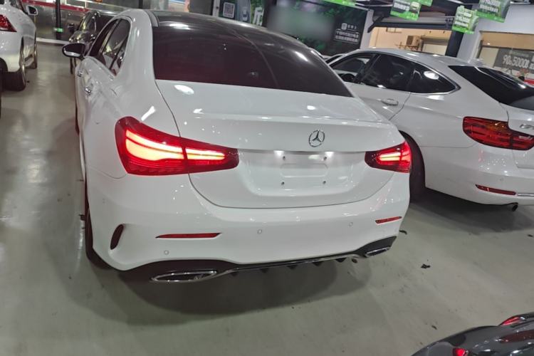 Mercedes-Benz A 200 L 2023 — фото 5