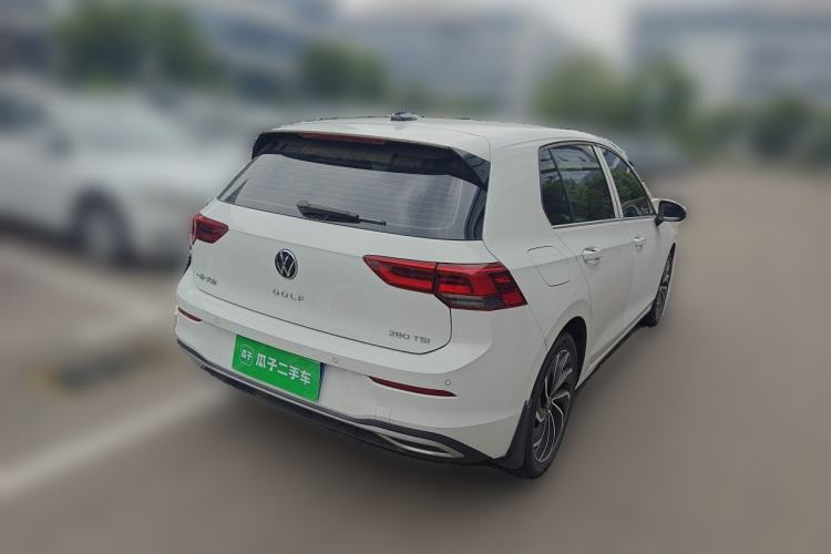 Volkswagen Golf 2021 — 4