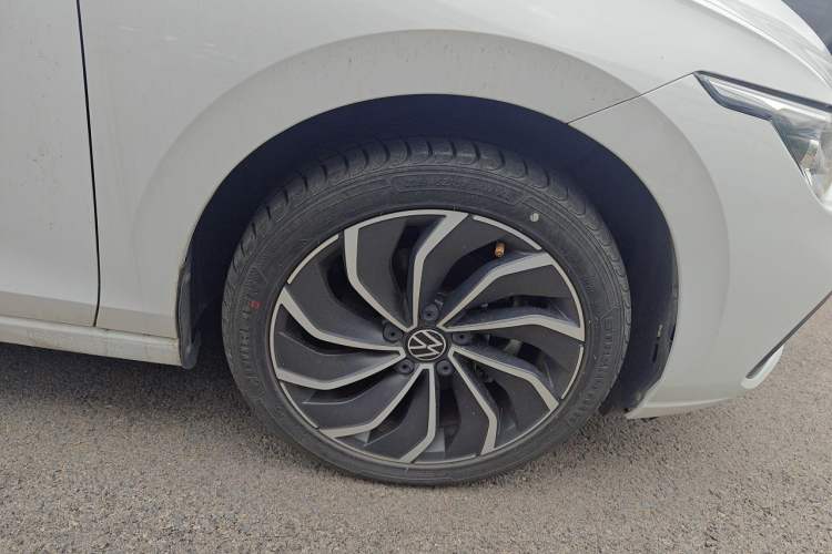 Volkswagen Golf 2021 — 5