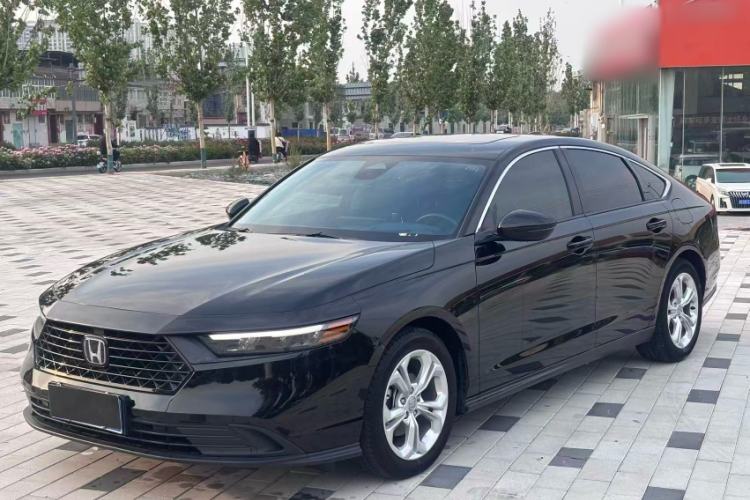 Honda Accord 2023 — фото 1