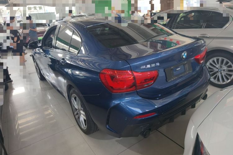 BMW 120i 2021 — фото 4