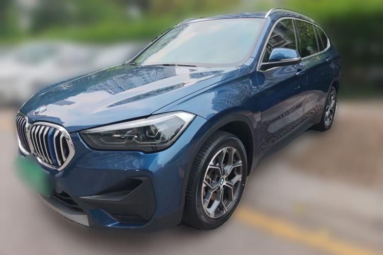 BMW X1 2021 — фото 1