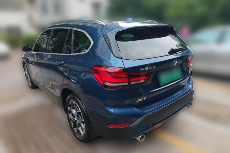BMW X1 2021 — фото 4