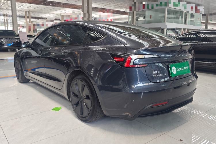 Tesla Model 3 2023 — 4
