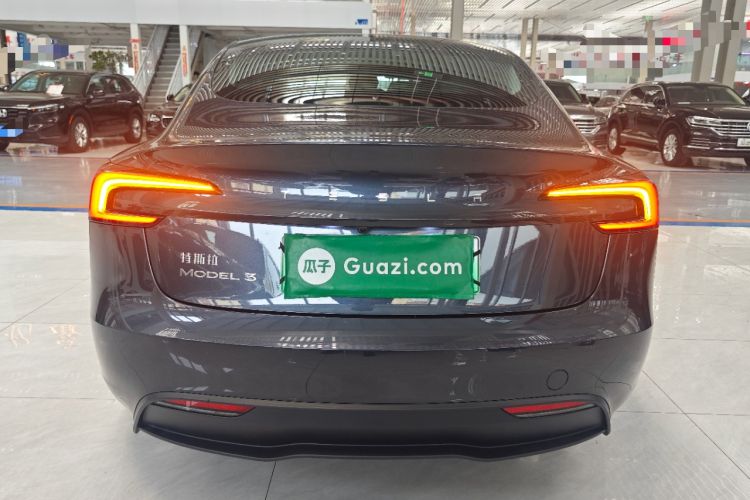 Tesla Model 3 2023 — 5