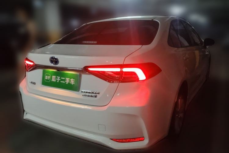 Toyota Corolla 2021 — 4