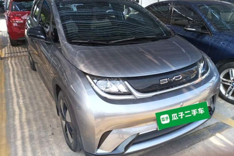 BYD Dolphin 2023 — 3