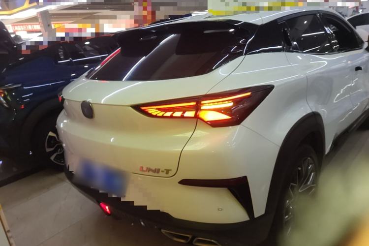 ChangAn UNI-T 2022 — 5