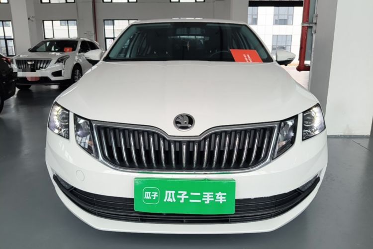 Skoda octavia 2021 — фото 2