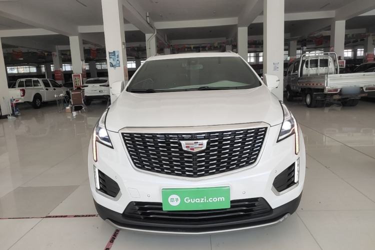 Cadillac XT5 2021 — фото 2