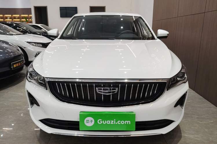Geely Emgrand 2023 — 2